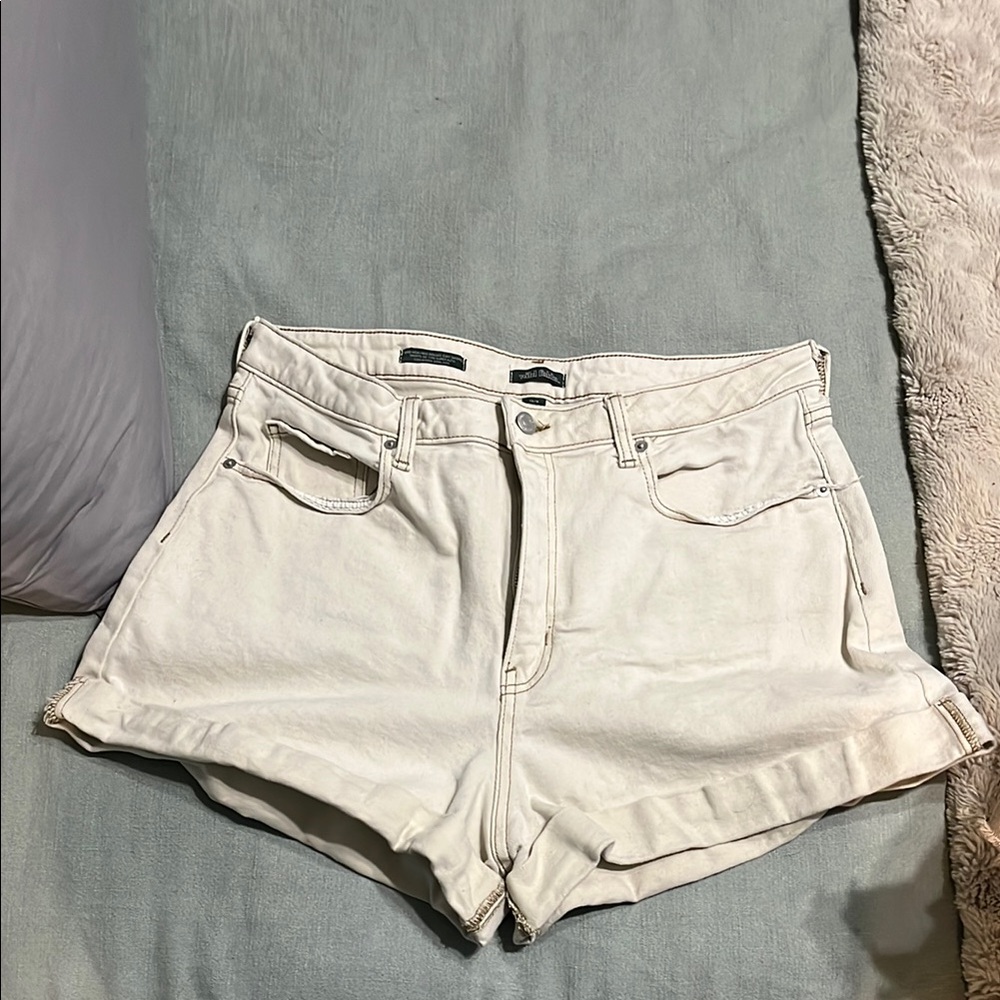 Wild Fable Off-White Jean Shorts